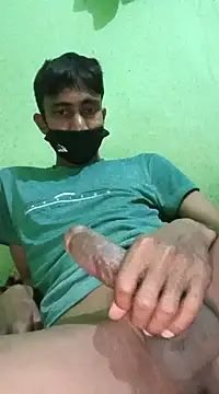 Snapshot of hq9870a chatting on 01-08-25, 07:13 hq9870a online show from 01-08-25, 07:13