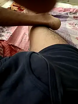 Snapshot of hq9870a chatting on 03-10-25, 04:28 hq9870a online show from 03-10-25, 04:28