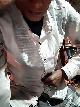 Snapshot of hq9870a chatting on 01-15-26, 10:09 hq9870a online show from 01-15-26, 10:09