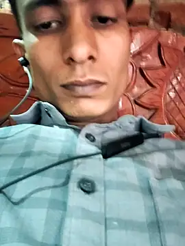 Snapshot of hq9870a chatting on 01-16-26, 07:23 hq9870a online show from 01-16-26, 07:23