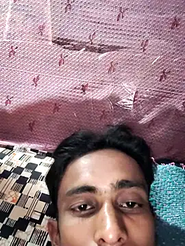 Snapshot of hq9870a chatting on 03-13-26, 04:35 hq9870a online show from 03-13-26, 04:35