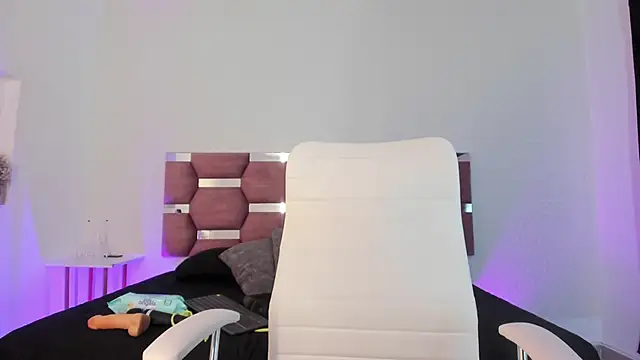 AlondraDiossa03 online show from 03-08-25, 10:45