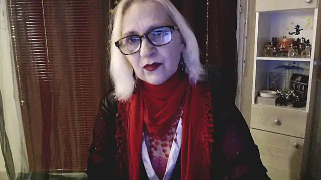 Snapshot of Ala-N-Dala chatting on 01-07-25, 11:24 Ala-N-Dala online show from 01-07-25, 11:24