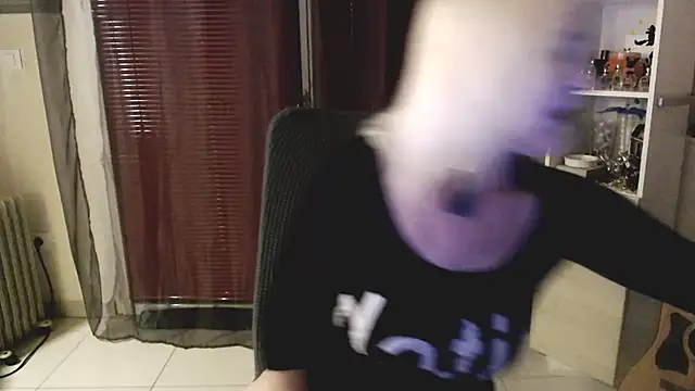 Snapshot of Ala-N-Dala chatting on 01-25-25, 09:46 Ala-N-Dala online show from 01-25-25, 09:46