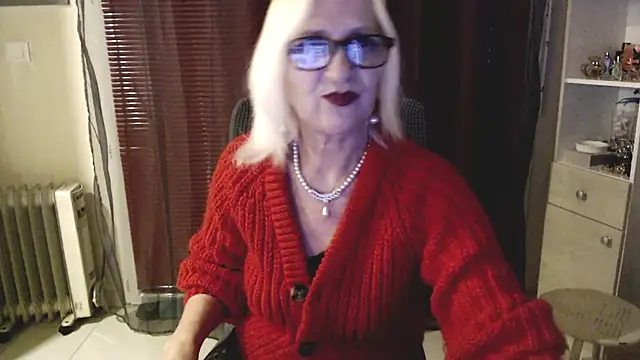 Snapshot of Ala-N-Dala chatting on 02-11-25, 11:01 Ala-N-Dala online show from 02-11-25, 11:01