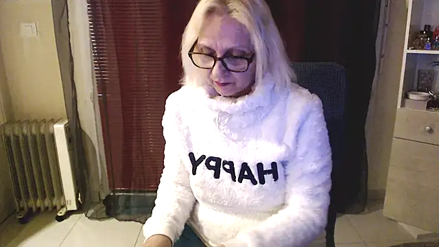 Snapshot of Ala-N-Dala chatting on 02-15-25, 11:03 Ala-N-Dala online show from 02-15-25, 11:03