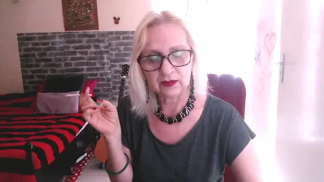 Snapshot of Ala-N-Dala chatting on 03-11-25, 12:06 Ala-N-Dala online show from 03-11-25, 12:06