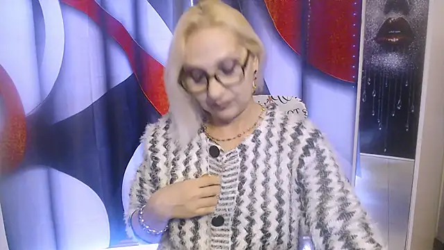 Snapshot of Ala-N-Dala chatting on 09-15-25, 07:19 Ala-N-Dala online show from 09-15-25, 07:19