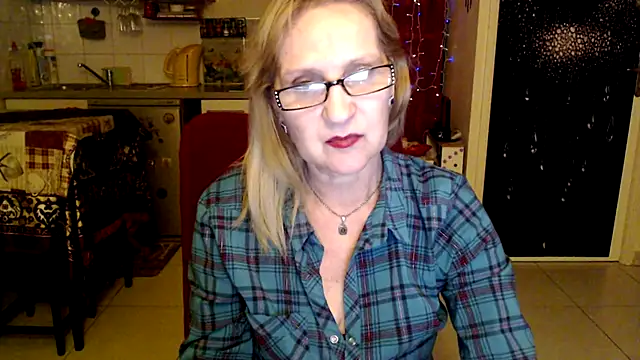 Snapshot of Ala-N-Dala chatting on 03-14-26, 02:28 Ala-N-Dala online show from 03-14-26, 02:28