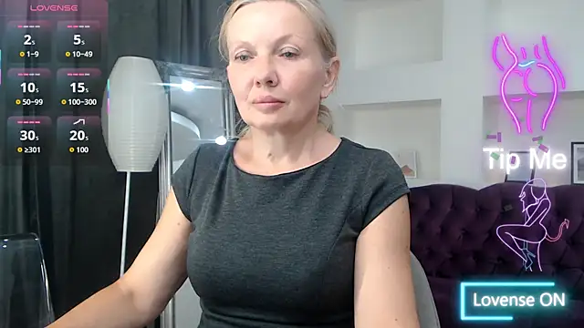 Abby Moore  online show from 07-05-26, 12:12
