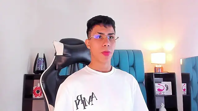 AlanNaughty online show from 01-24-25, 04:27