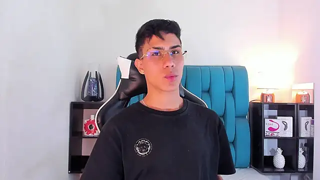 AlanNaughty online show from 02-14-25, 03:54