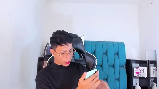 AlanNaughty online show from 02-19-25, 10:09