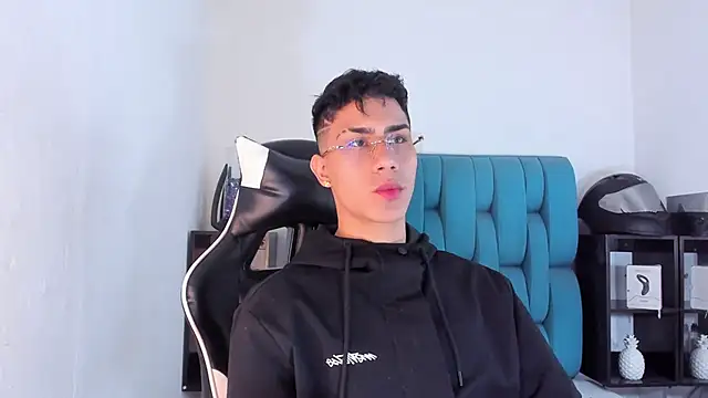 AlanNaughty online show from 02-22-25, 09:59