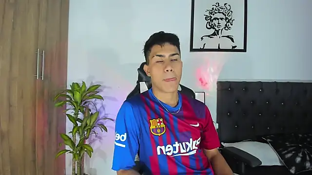 AlanNaughty online show from 11-13-25, 11:47