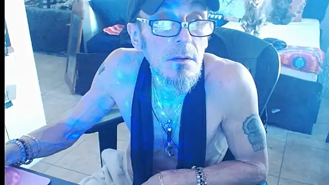 Snapshot of mycock2474u chatting on 02-18-25, 05:31 mycock2474u online show from 02-18-25, 05:31