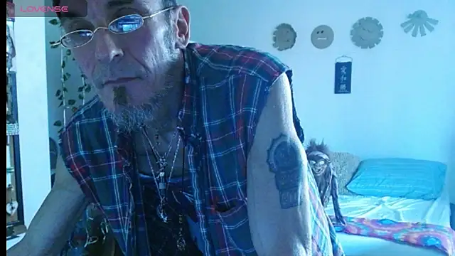 Snapshot of mycock2474u chatting on 03-17-25, 01:14 mycock2474u online show from 03-17-25, 01:14