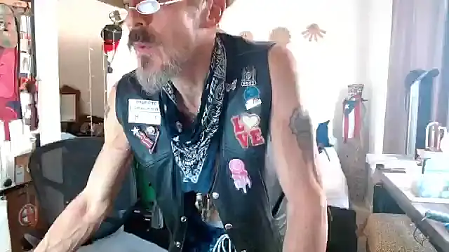 Snapshot of mycock2474u chatting on 09-28-25, 09:09 mycock2474u online show from 09-28-25, 09:09