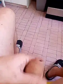 Snapshot of david_geam chatting on 12-19-24, 09:51 david geam online show from 12-19-24, 09:51