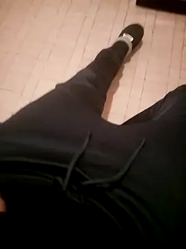 Snapshot of david_geam chatting on 01-12-25, 05:44 david geam online show from 01-12-25, 05:44