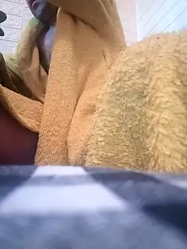 Snapshot of david_geam chatting on 03-06-25, 05:24 david geam online show from 03-06-25, 05:24