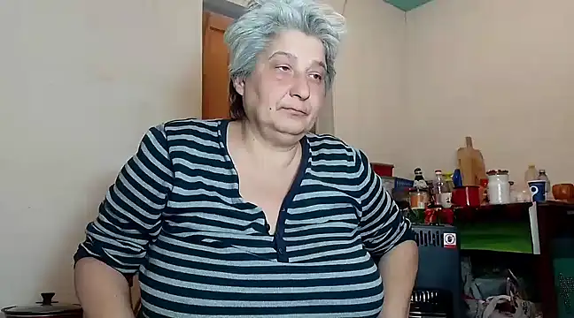 Snapshot of ExquisiteMature chatting on 01-25-25, 09:04 ExquisiteMature online show from 01-25-25, 09:04