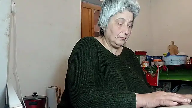 Snapshot of ExquisiteMature chatting on 02-09-25, 12:41 ExquisiteMature online show from 02-09-25, 12:41