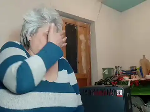 Snapshot of ExquisiteMature chatting on 02-21-25, 10:37 ExquisiteMature online show from 02-21-25, 10:37