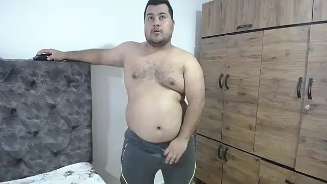 santi hothot online show from 10-20-25, 07:14