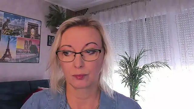 vanessa chat online show from 07-08-26, 01:15