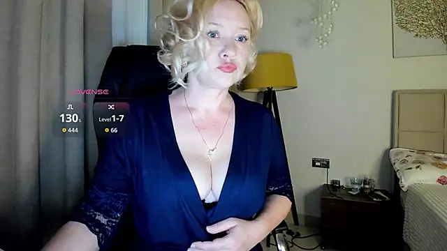 Colette  1977 online show from 06-27-26, 07:57