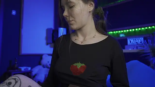 Snapshot of YourBabyPearl chatting on 01-12-26, 12:16 YourBabyPearl online show from 01-12-26, 12:16