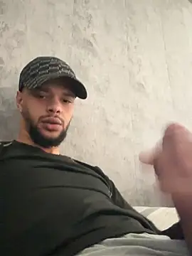 Snapshot of Lionayowe chatting on 03-07-26, 01:30 Lionayowe online show from 03-07-26, 01:30