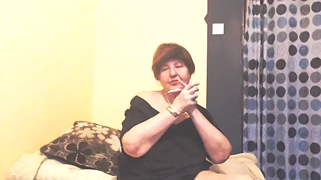 Snapshot of MioritaHard chatting on 01-07-26, 09:01 MioritaHard online show from 01-07-26, 09:01