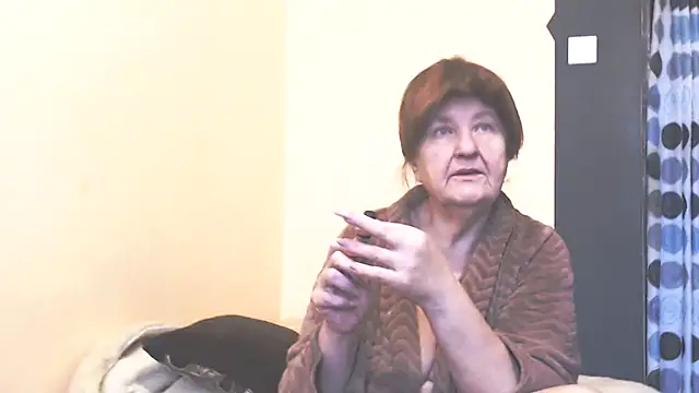 Snapshot of MioritaHard chatting on 01-09-26, 11:13 MioritaHard online show from 01-09-26, 11:13