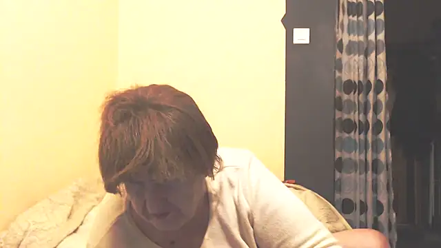 Snapshot of MioritaHard chatting on 01-15-26, 09:51 MioritaHard online show from 01-15-26, 09:51