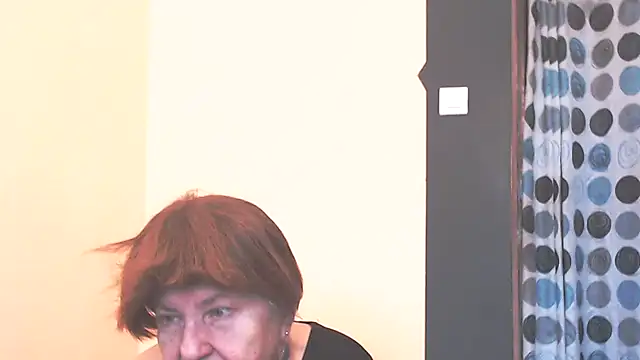 Snapshot of MioritaHard chatting on 01-18-26, 10:30 MioritaHard online show from 01-18-26, 10:30