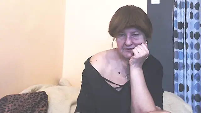 Snapshot of MioritaHard chatting on 03-14-26, 11:37 MioritaHard online show from 03-14-26, 11:37