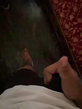 Snapshot of Redry9221 chatting on 03-13-25, 06:26 Redry9221 online show from 03-13-25, 06:26