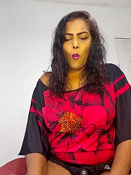 MySweetBitch143 online show from 06-19-26, 11:14