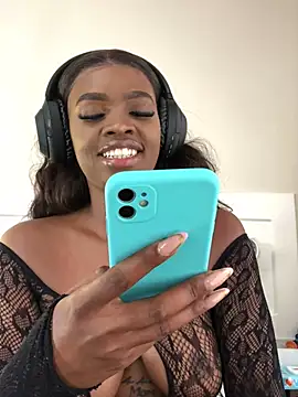 LuciousLips96 online show from 02-26-25, 07:42