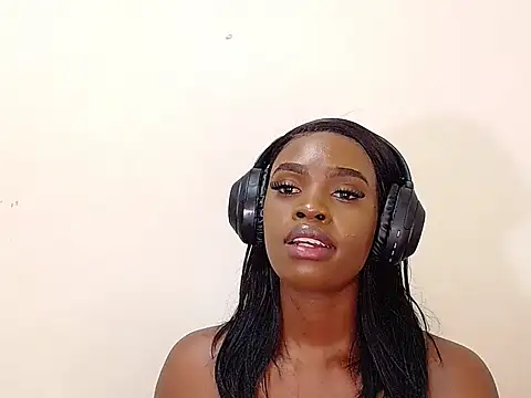 LuciousLips96 online show from 03-19-25, 10:22