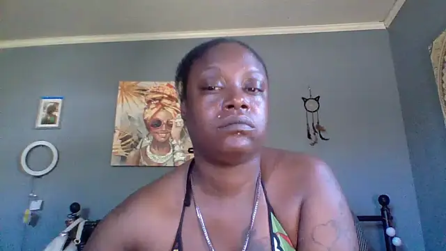 msdeedee online show from 04-25-26, 01:52