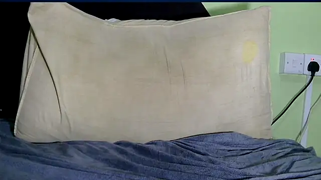 Snapshot of sweetchoco2020 chatting on 10-14-25, 01:39 sweetchoco2020 online show from 10-14-25, 01:39