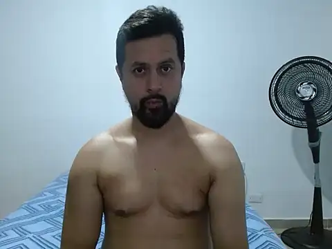 Snapshot of TRIISTAN_KING10 chatting on 12-09-24, 10:30 TRIISTAN KING10 online show from 12-09-24, 10:30