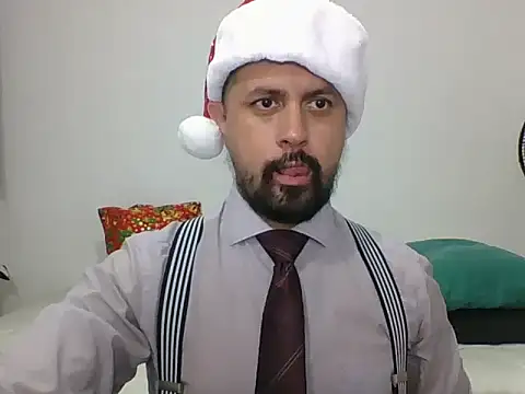 Snapshot of TRIISTAN_KING10 chatting on 12-27-24, 09:00 TRIISTAN KING10 online show from 12-27-24, 09:00