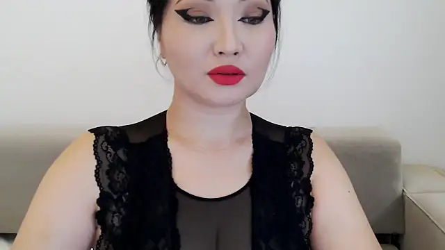 DanyMin online show from 10-24-25, 07:27