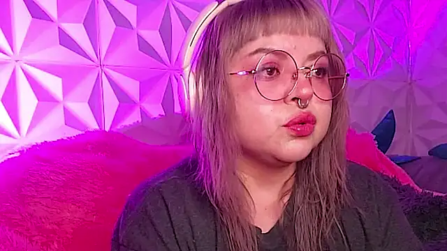 Satyn doll online show from 11-08-25, 12:00