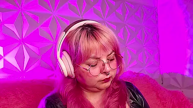 Satyn doll online show from 02-24-26, 11:36