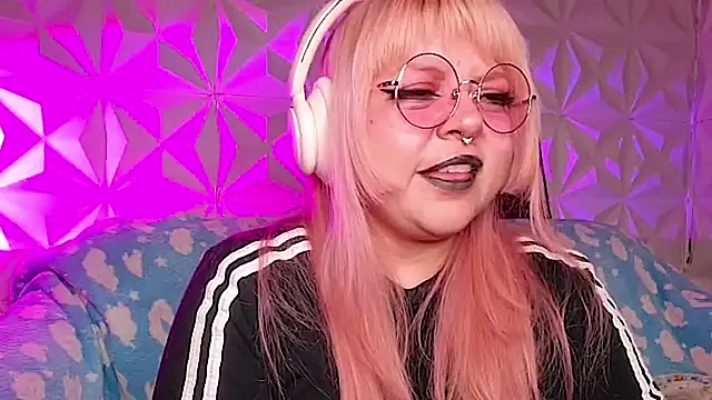 Satyn doll online show from 04-28-26, 02:27